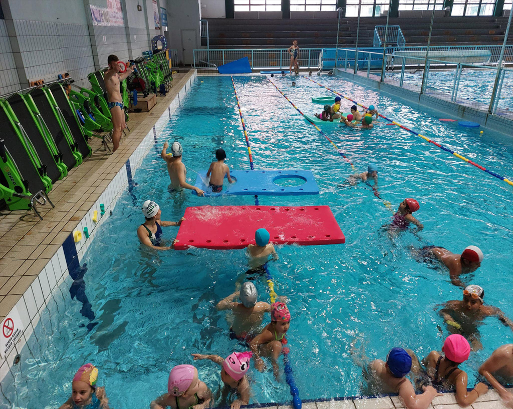 Chiavari Nuoto Scuole